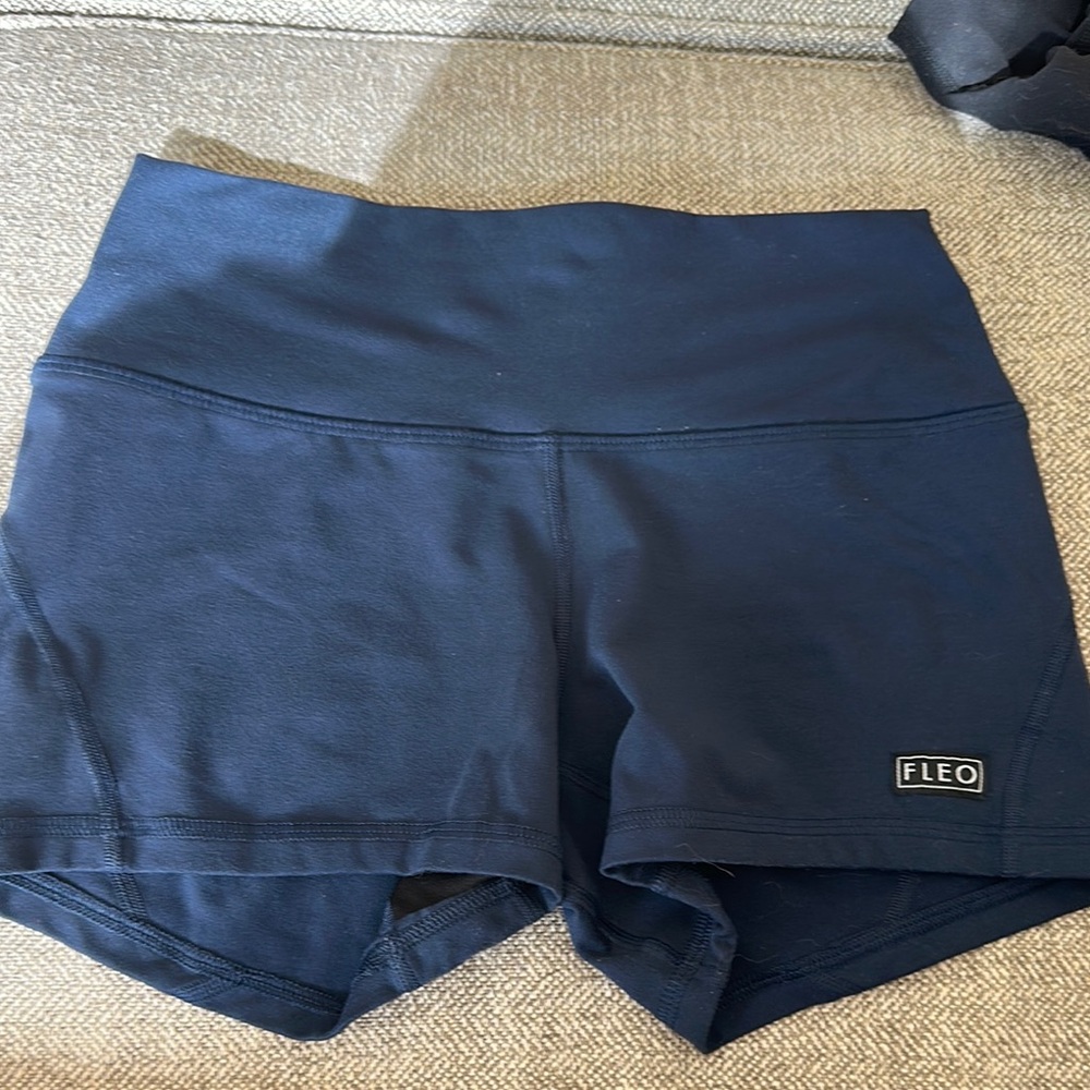 FLEO Women's Navy Shorts